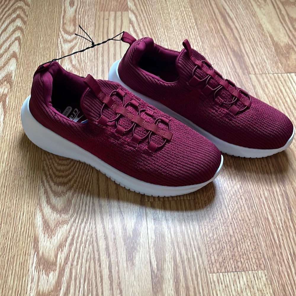 Women’s Memory foam shoes